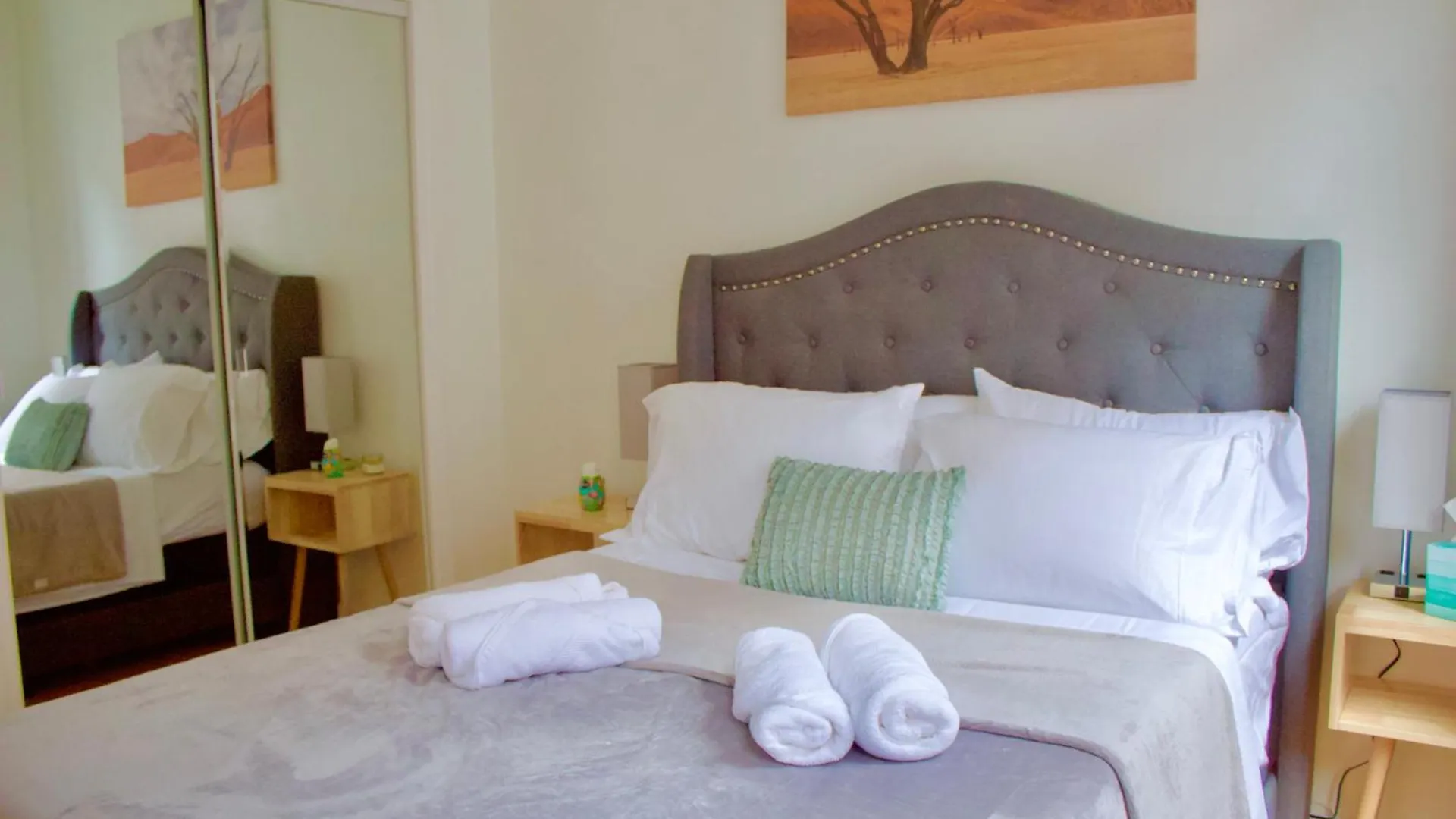 Spacious 2 Bedroom In East Village Nyc New York 0*,  États-Unis