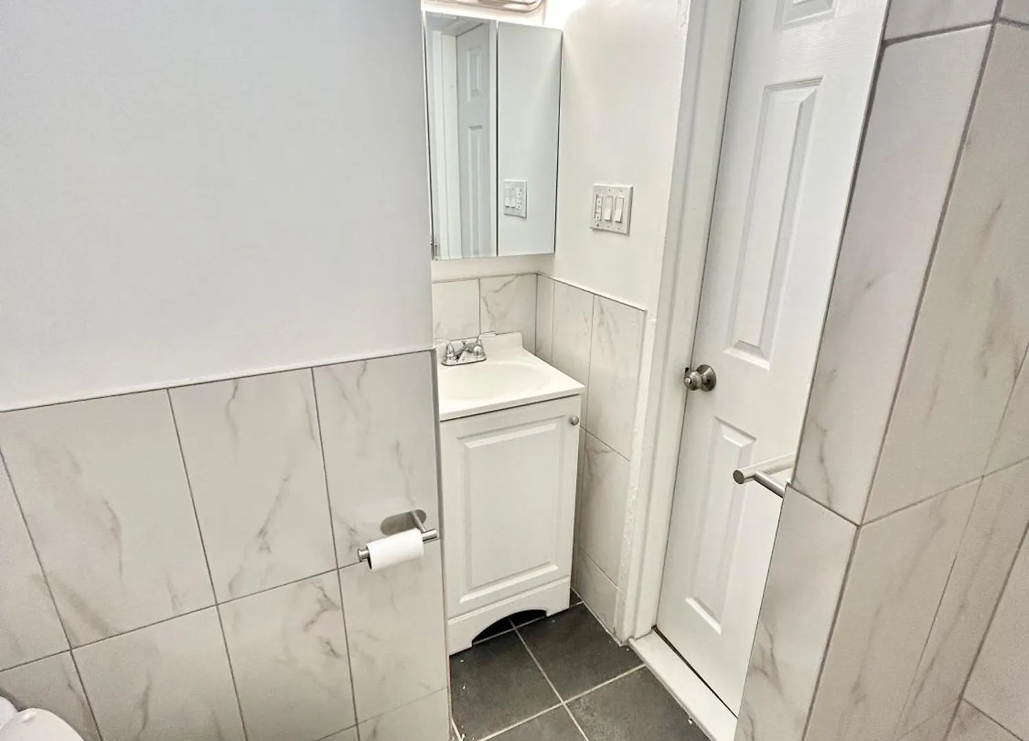 Spacious 2 Bedroom In East Village Nyc New York USA